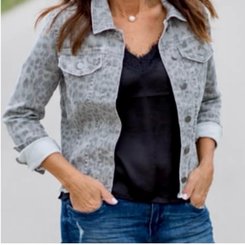 Kut from Cloth Gray Animal Leopard Print Denim Jacket